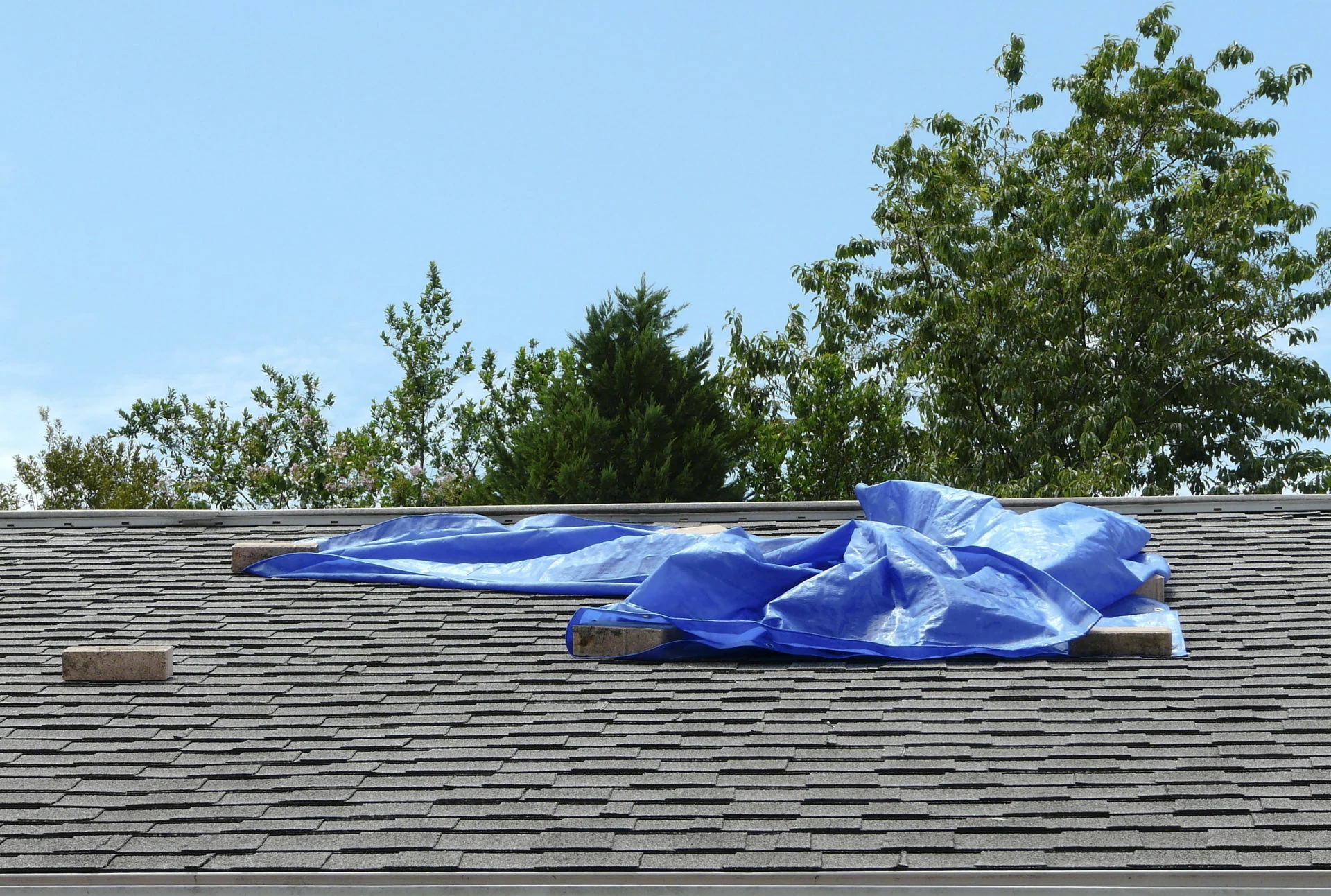 Commercial roof leak repair in Eugene Oregon Commercial roof leak repair in Eugene Oregon