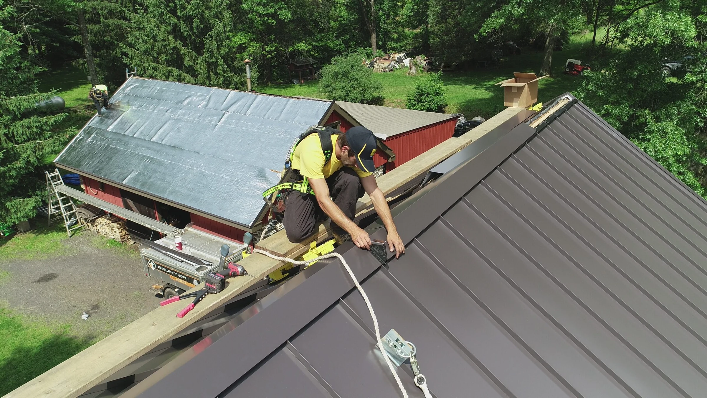 Standing seam metal roofing in Eugene Oregon Standing seam metal roofing in Eugene Oregon